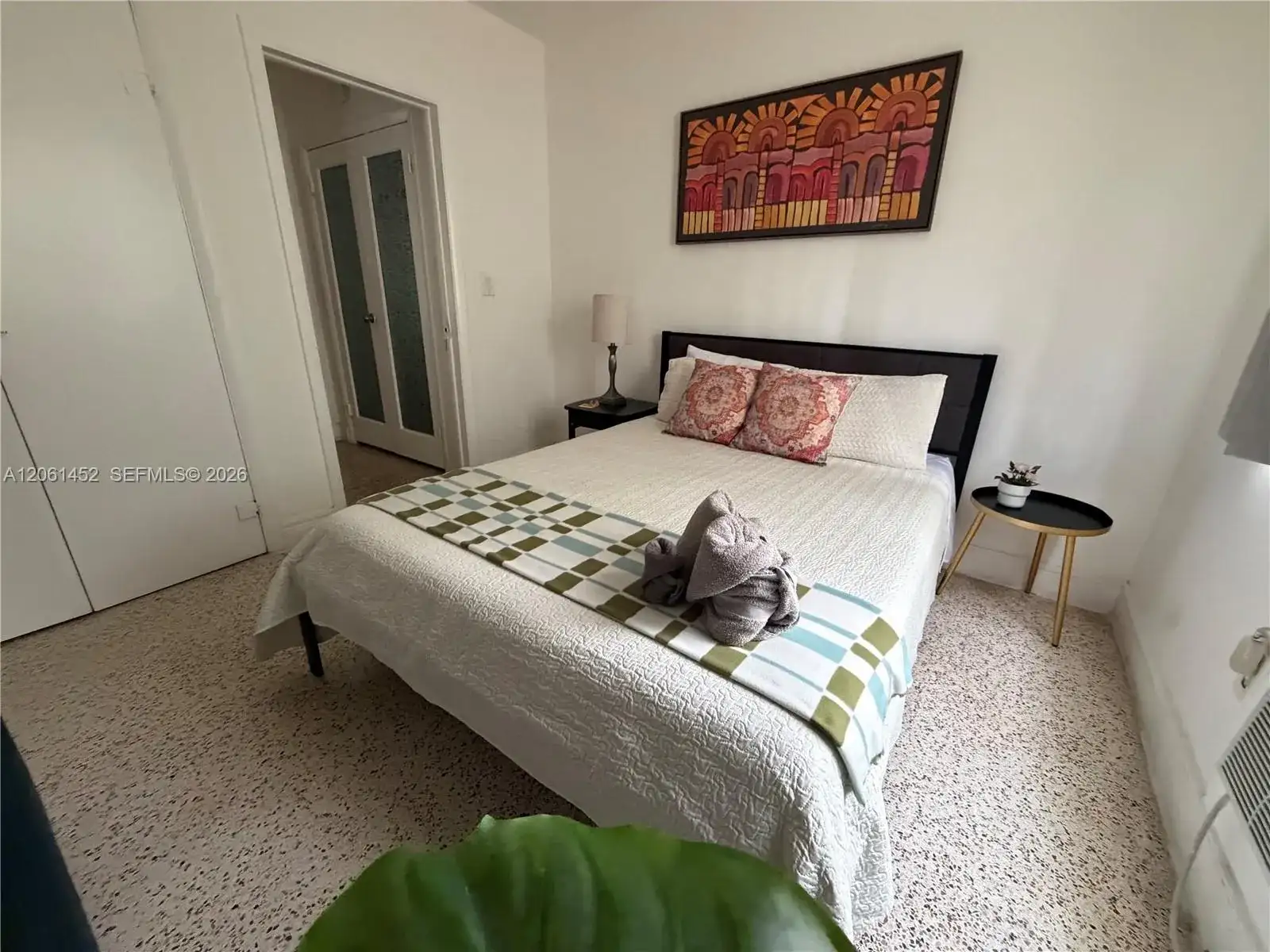 461 SW 6th St # 4, Miami FL 33130 photo 4