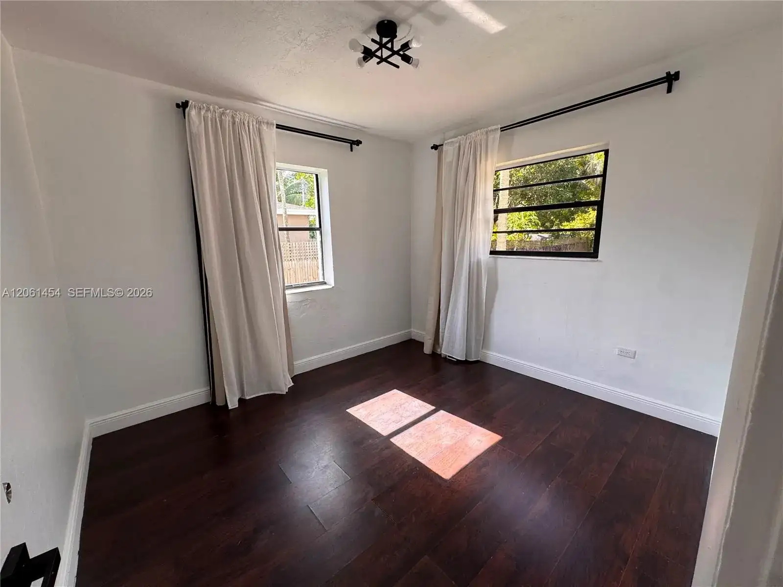 124 NW 89th St # 124, El Portal FL 33150 photo 4