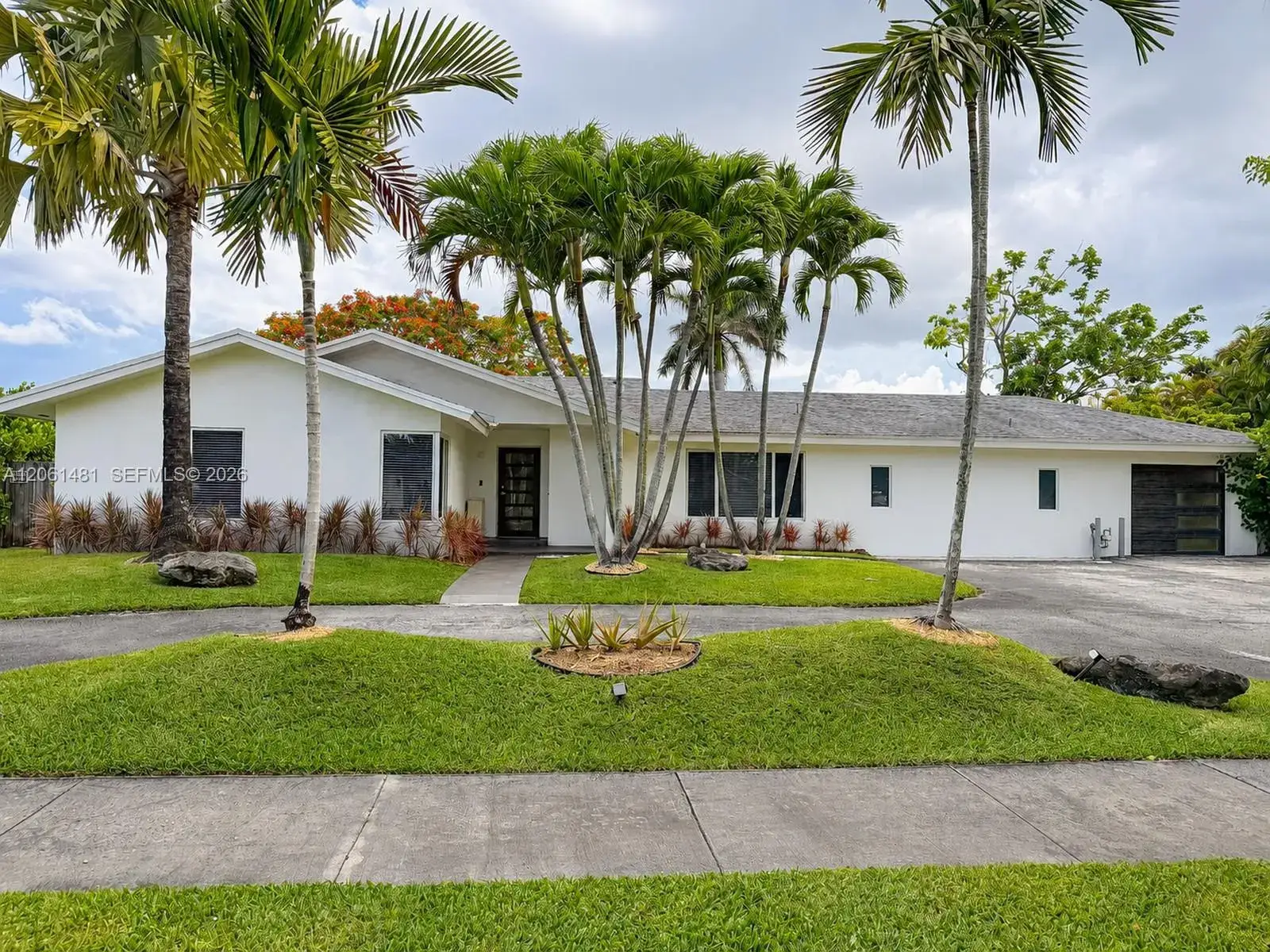 12300 SW 112th Ave, Miami FL 33176