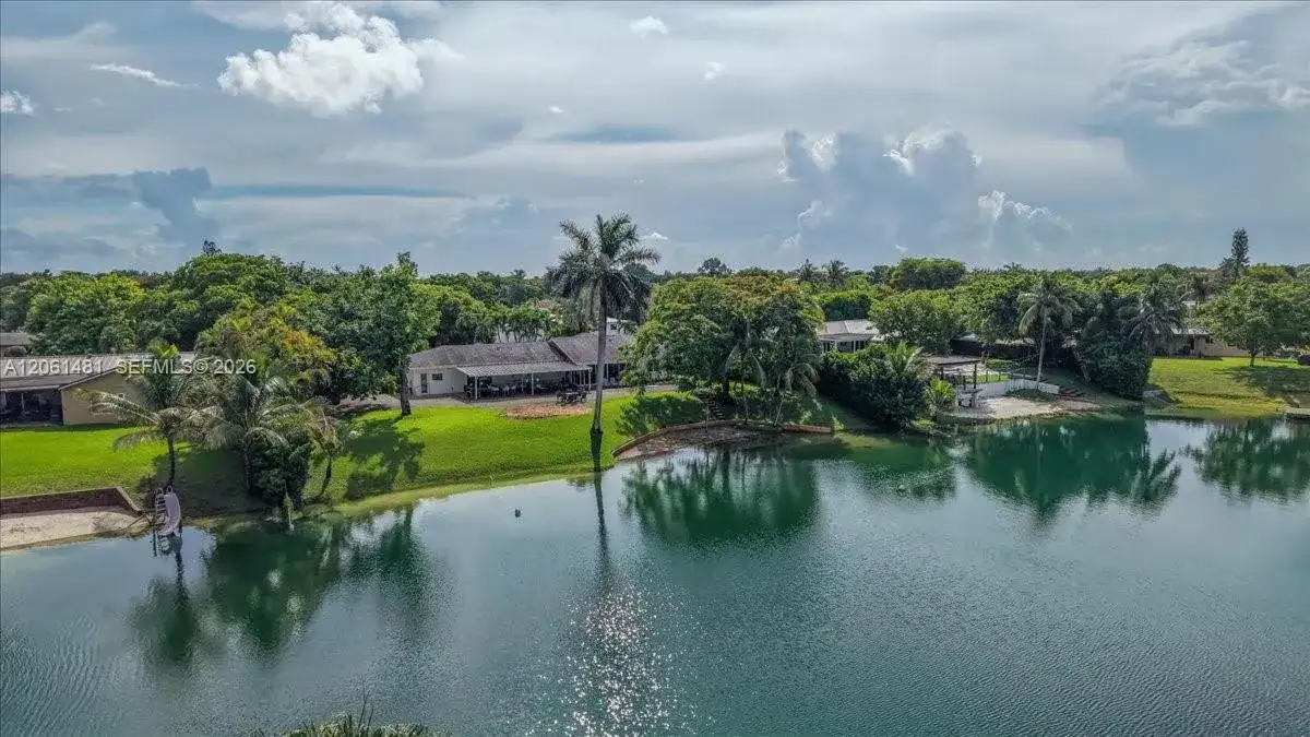 12300 SW 112th Ave, Miami FL 33176 photo 5