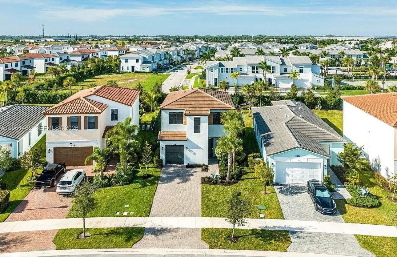 5485 Starfish Rd, Westlake FL 33470
