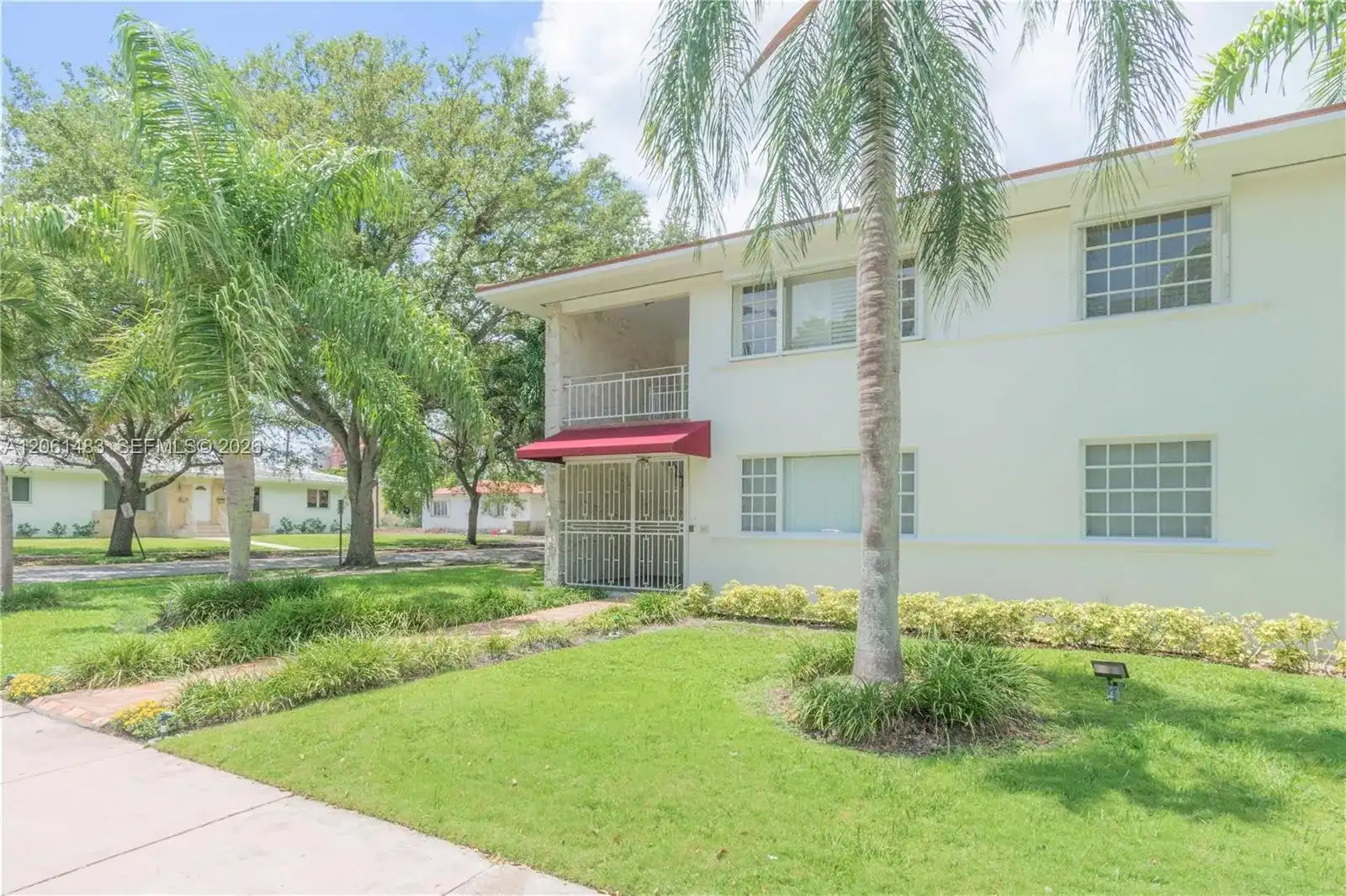 3912 PONCE DE LEON BLVD, Coral Gables FL 33134