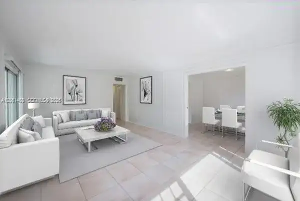 3912 PONCE DE LEON BLVD, Coral Gables FL 33134 photo 2