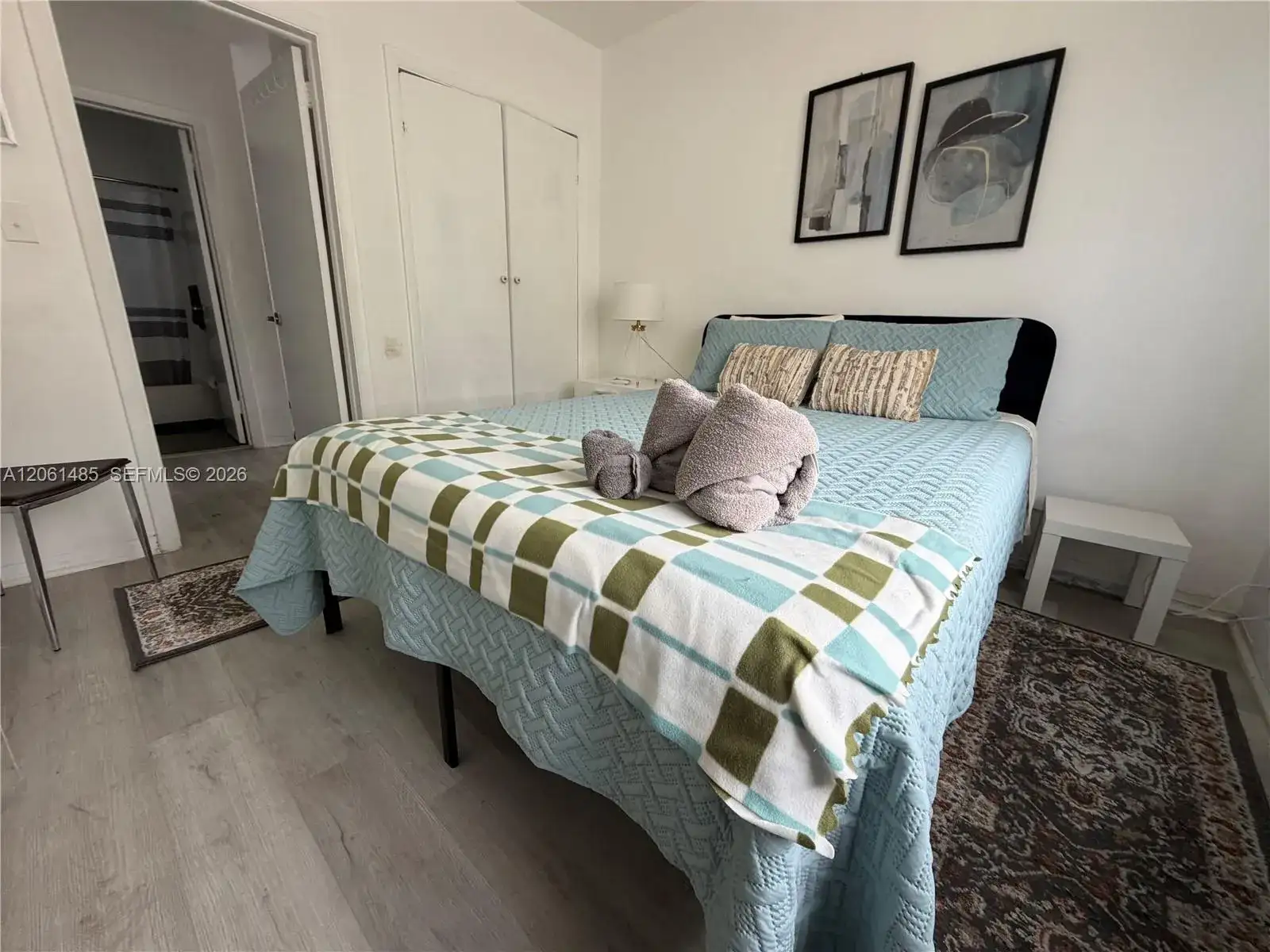 461 SW 6th St # 6, Miami FL 33130 photo 3