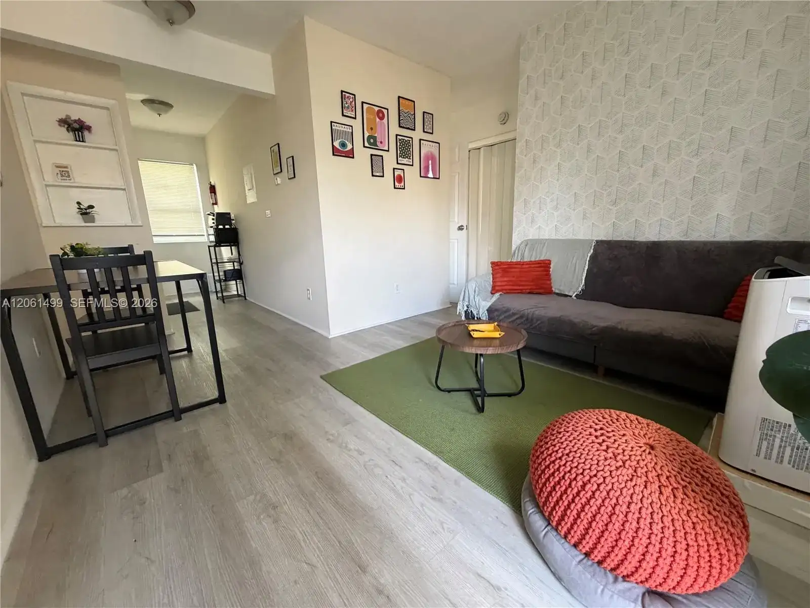 461 SW 6th St # 10, Miami FL 33130 photo 2