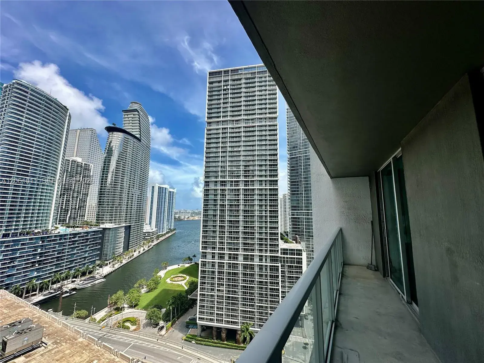 500 Brickell Ave # 2407, Miami FL 33131