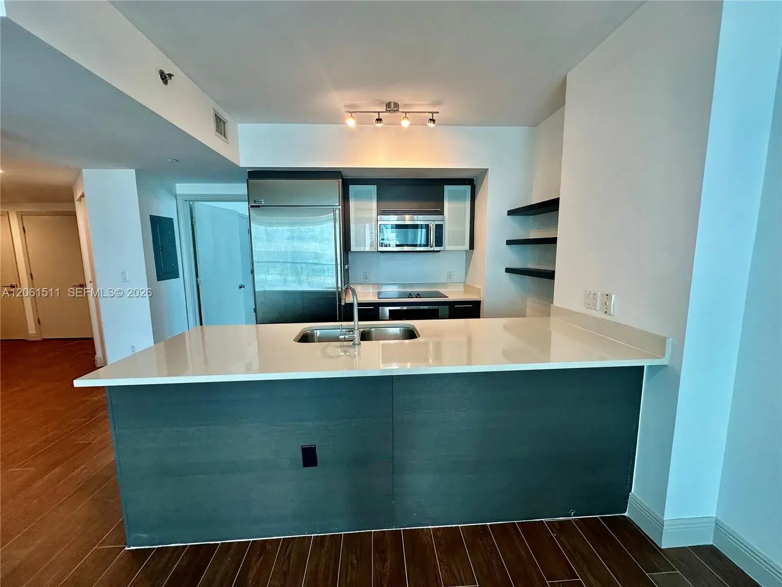 500 Brickell Ave # 2407, Miami FL 33131