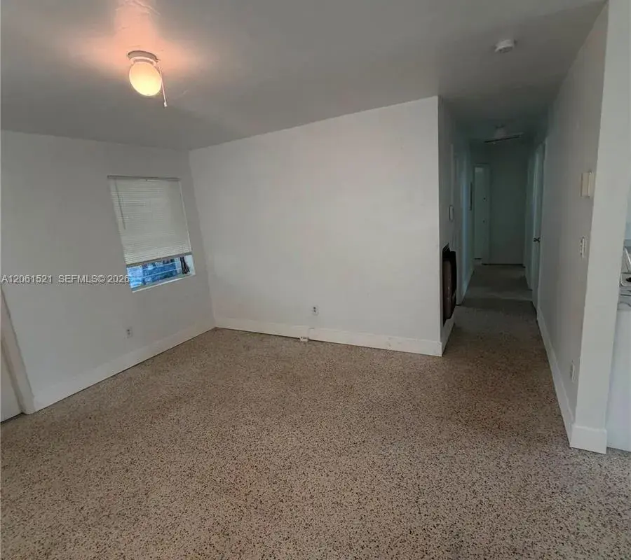 11530 SW 136th St, Miami FL 33176