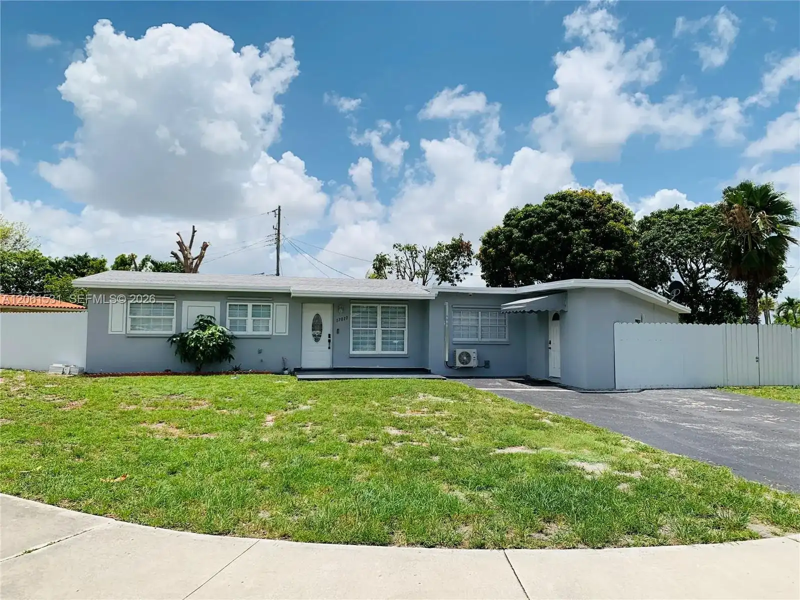 17010 NW 53rd Ave, Miami Gardens FL 33055