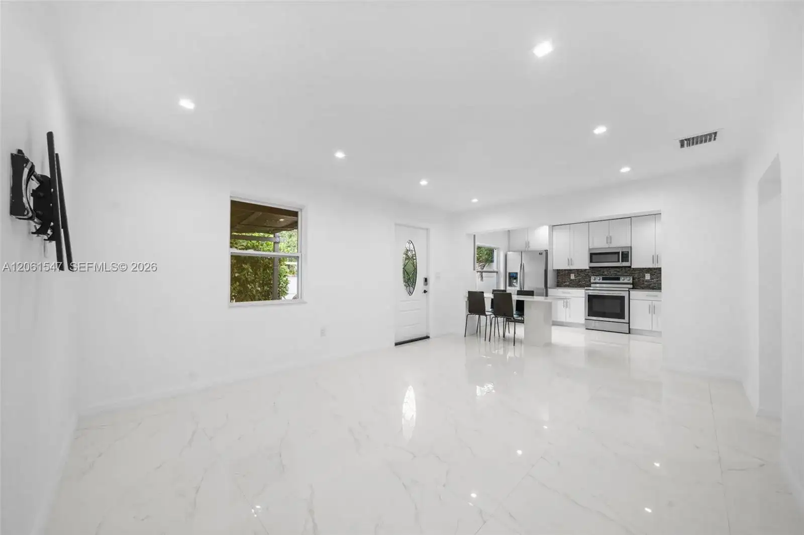 524 NW 10th St # 0, Hallandale Beach FL 33009 photo 5