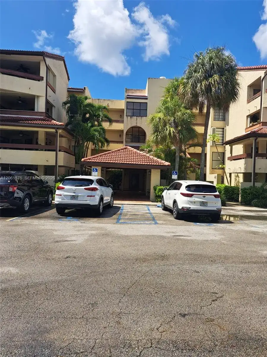 8860 SW 123rd Ct # K402, Miami FL 33186 photo 3