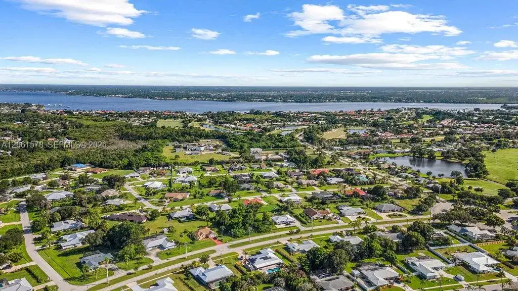 1786 SE Westmoreland Blvd, Port St. Lucie FL 34952 photo 2