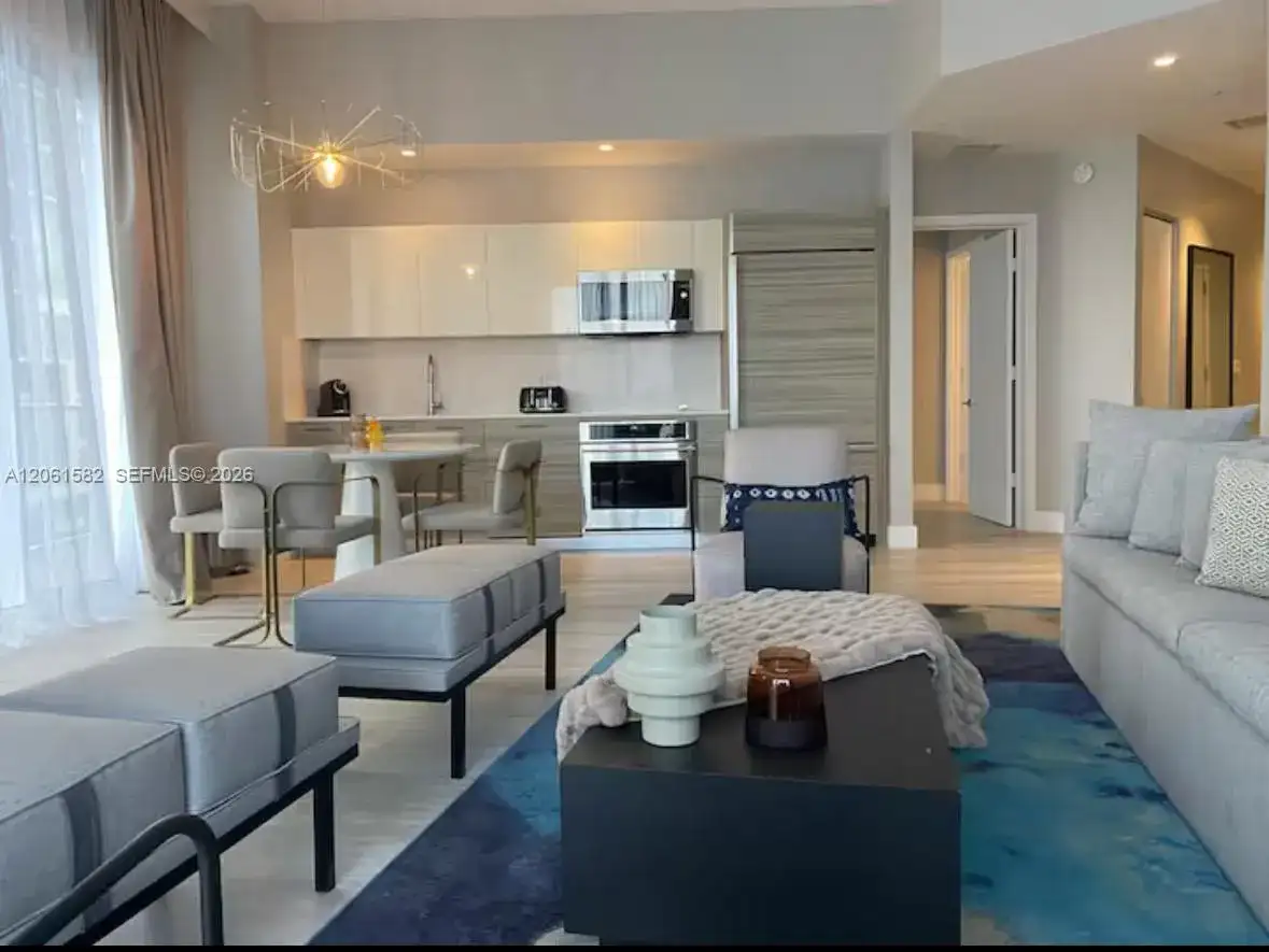 121 NE 34th St # L604, Miami FL 33137 photo 3