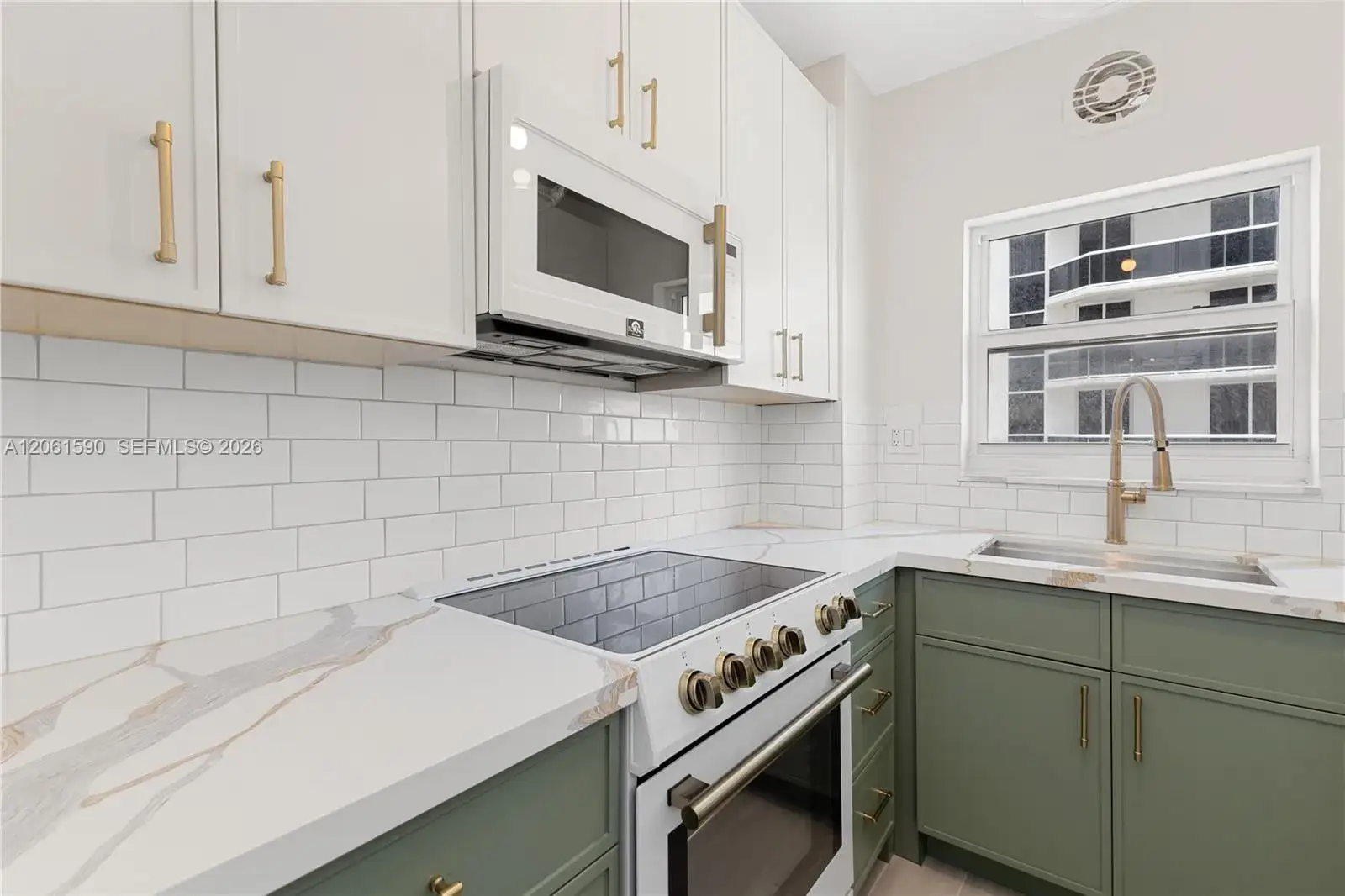 4747 Collins Ave # 709, Miami Beach FL 33140