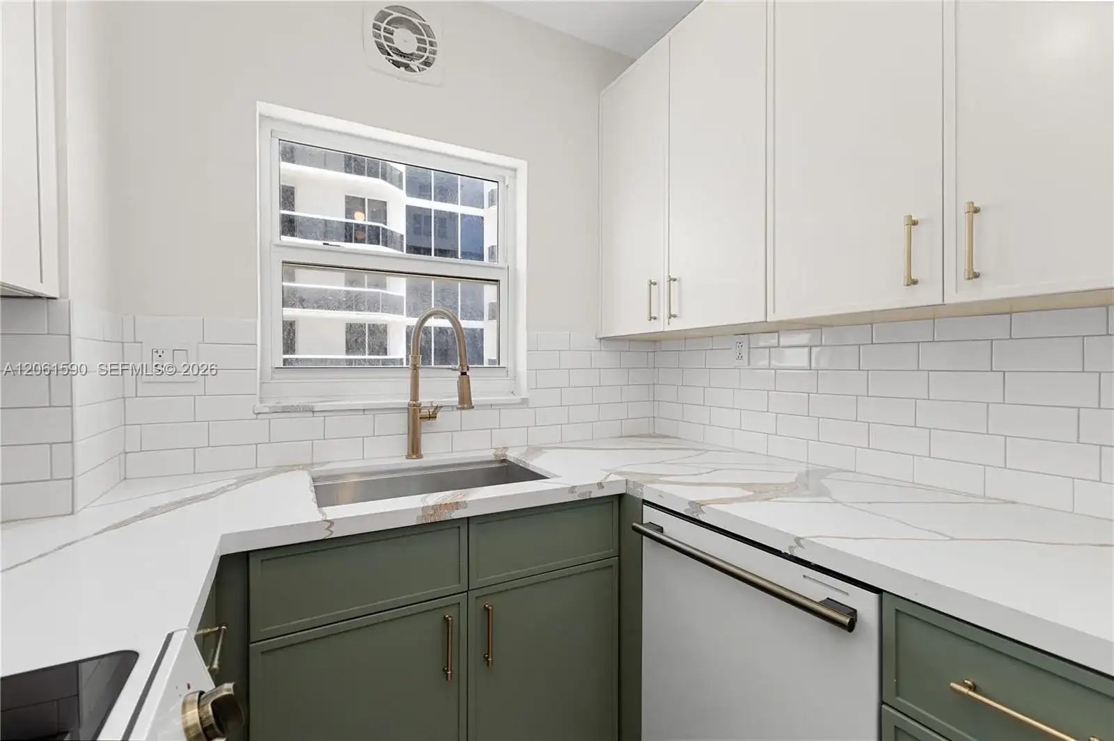4747 Collins Ave # 709, Miami Beach FL 33140 photo 3