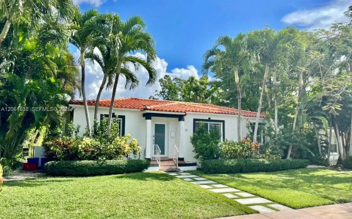 17 Marabella Ave, Coral Gables FL 33134 photo 2