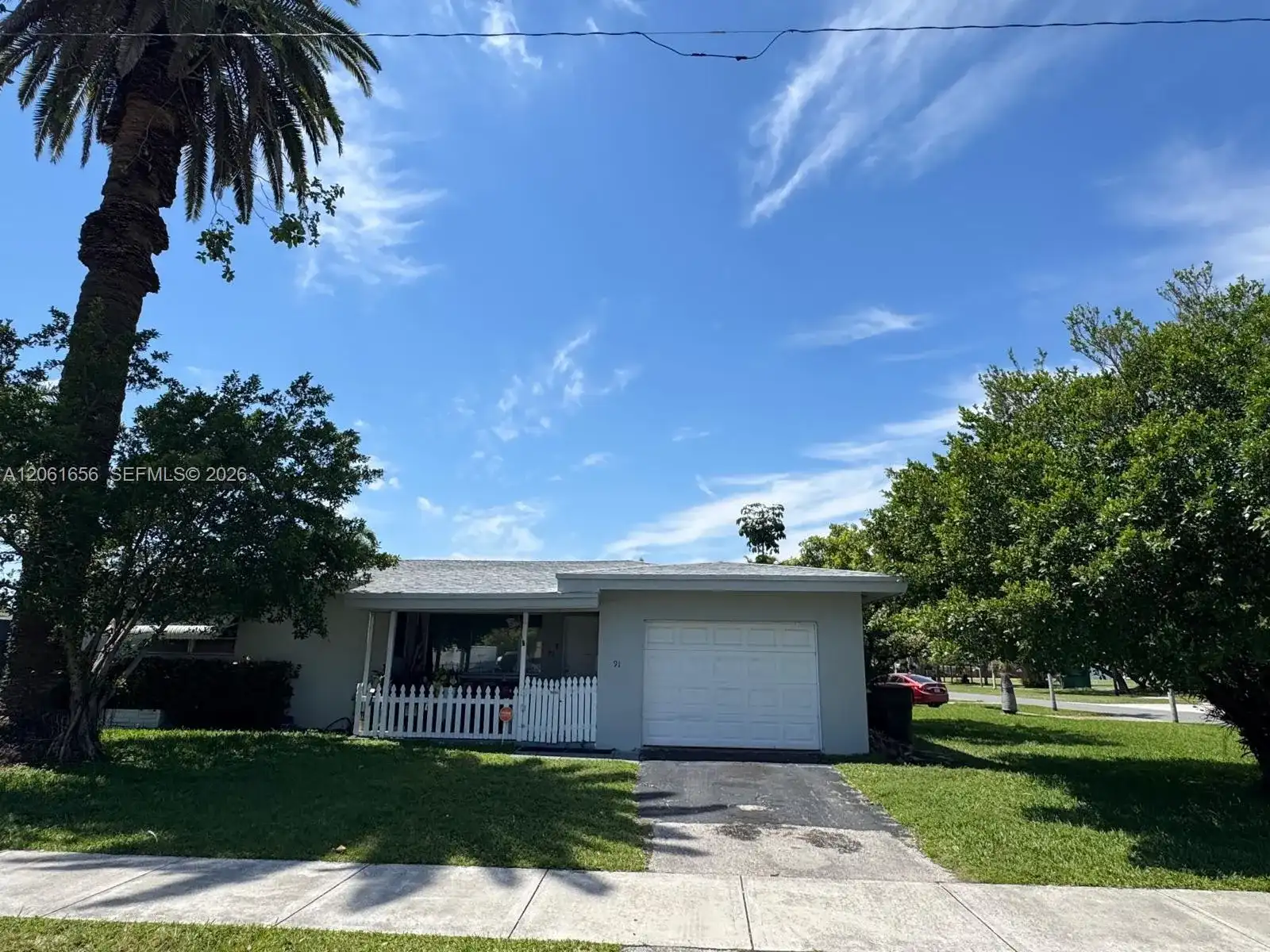 91 Fronton Blvd, Dania Beach FL 33004