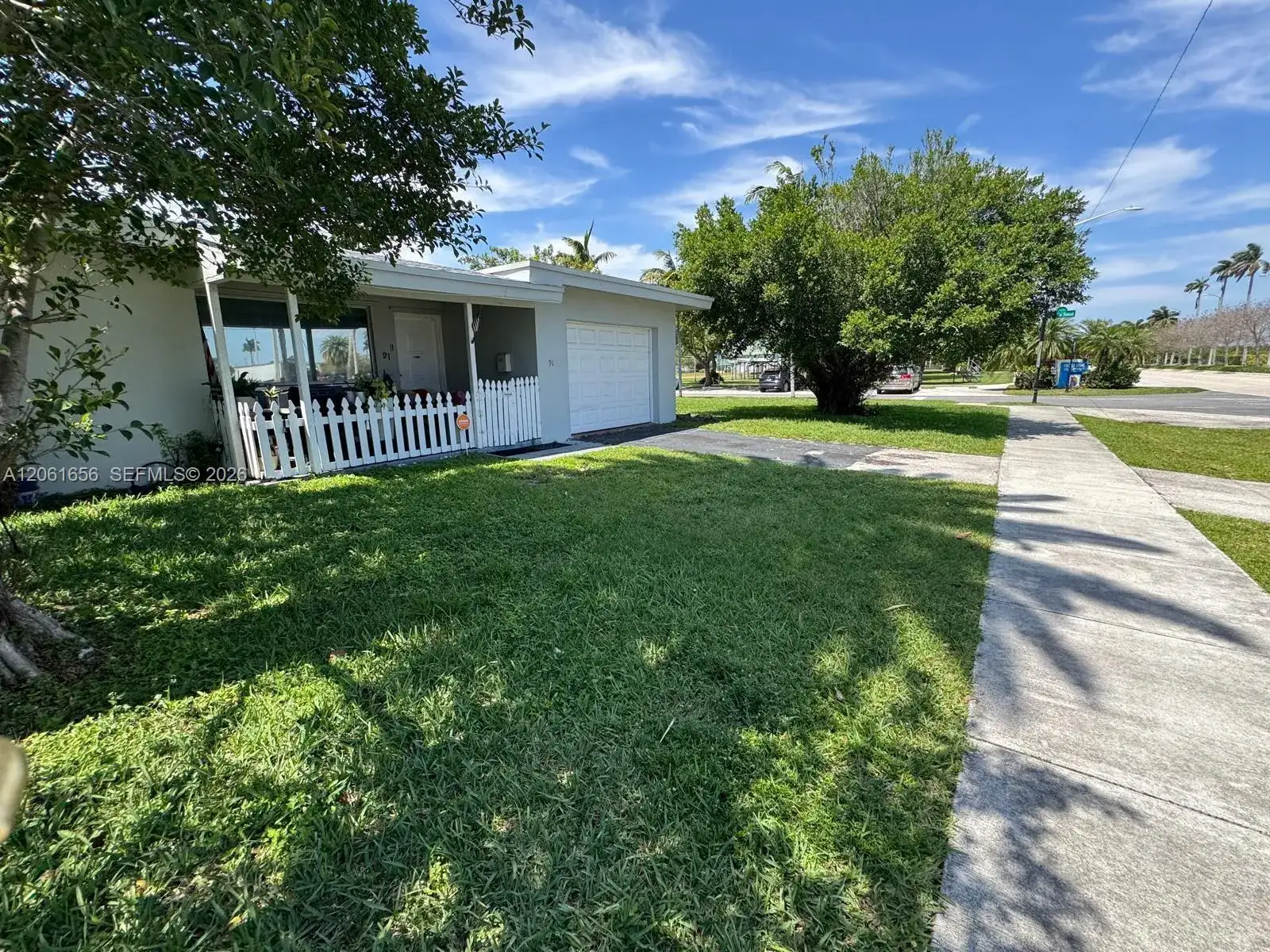 91 Fronton Blvd, Dania Beach FL 33004 photo 3