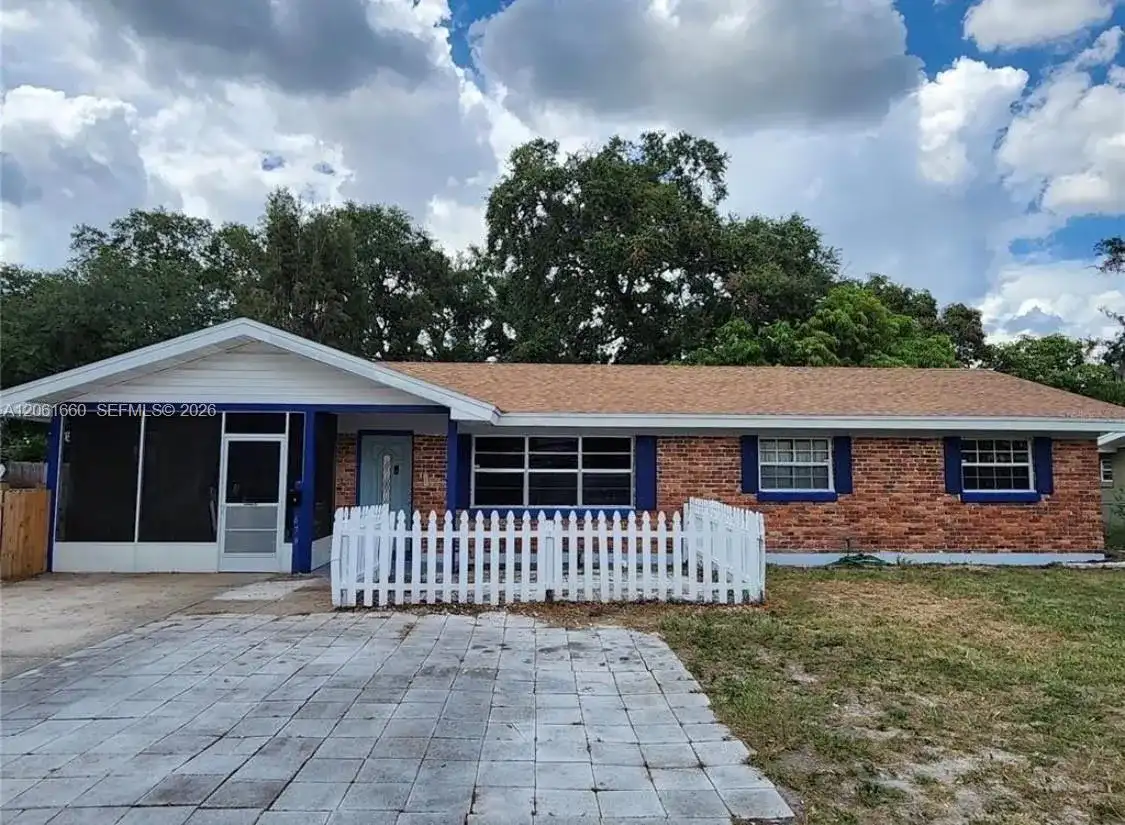 679 Avenue G SE, Winter Haven FL 33880