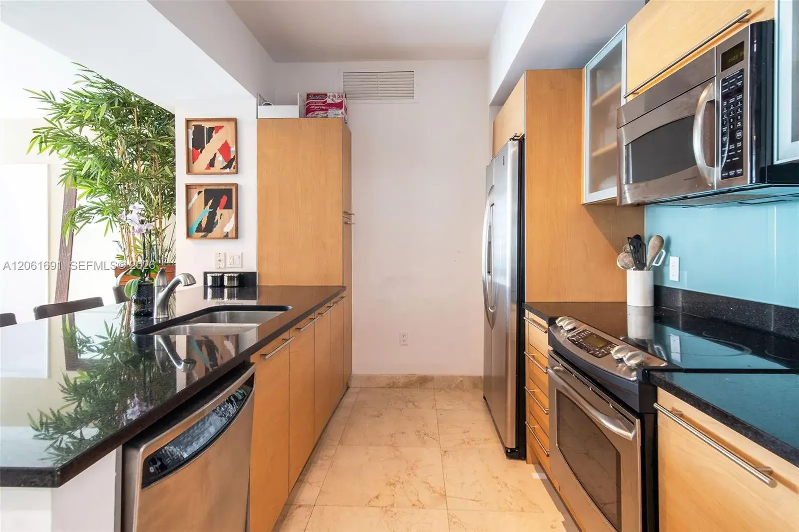 950 Brickell Bay Dr # 1211, Miami FL 33131