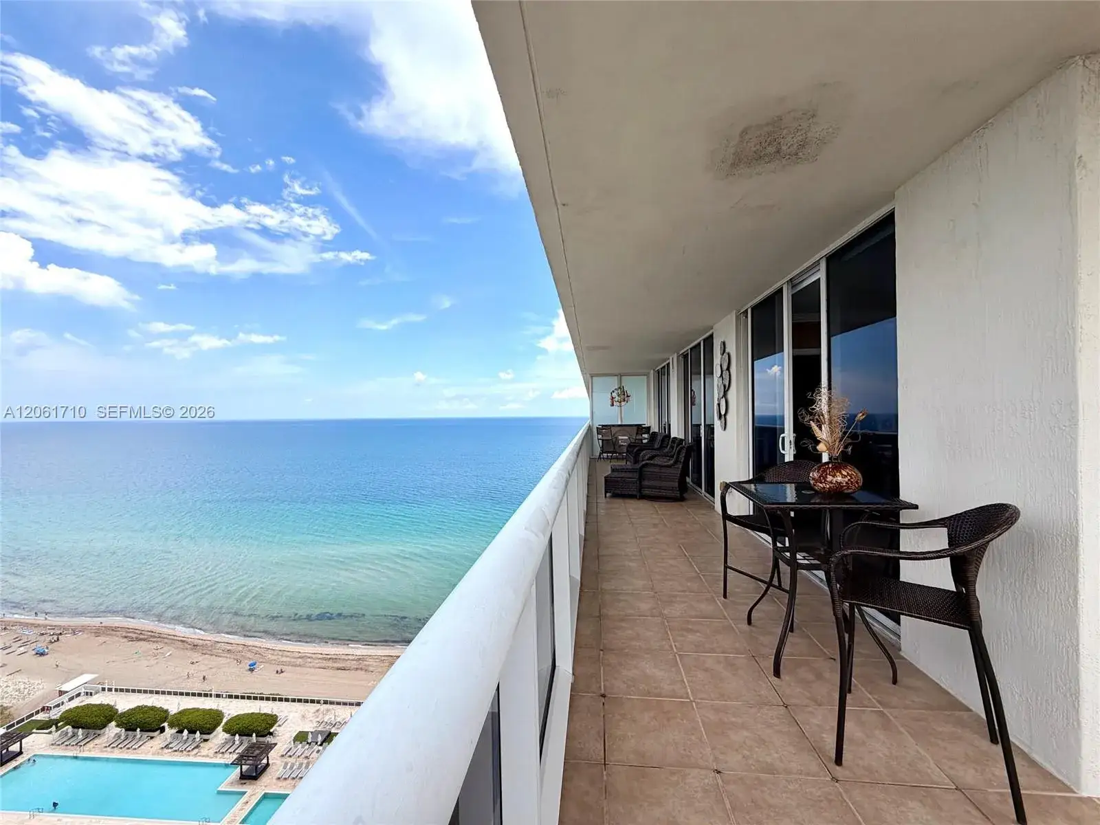 1830 S Ocean Dr # 2508, Hallandale Beach FL 33009