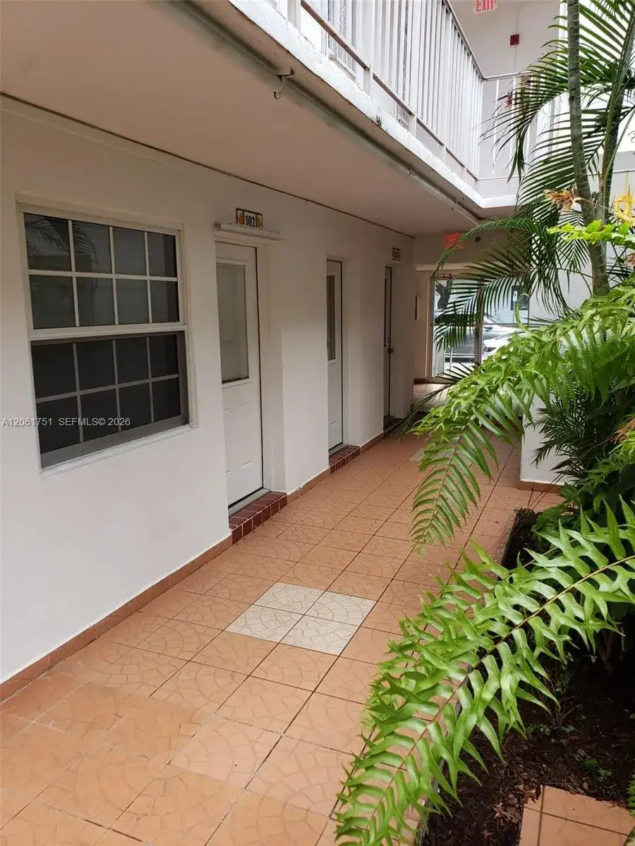 525 Meridian Ave # 102, Miami Beach FL 33139 photo 4