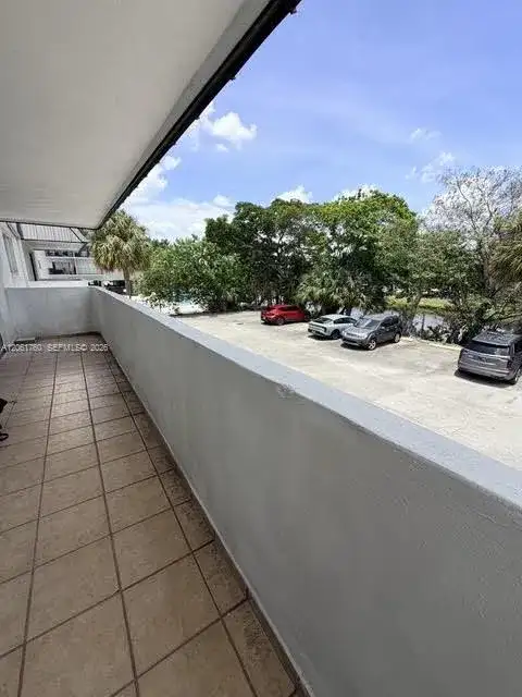 465 S Royal Poinciana Blvd # 9B, Miami Springs FL 33166 photo 5