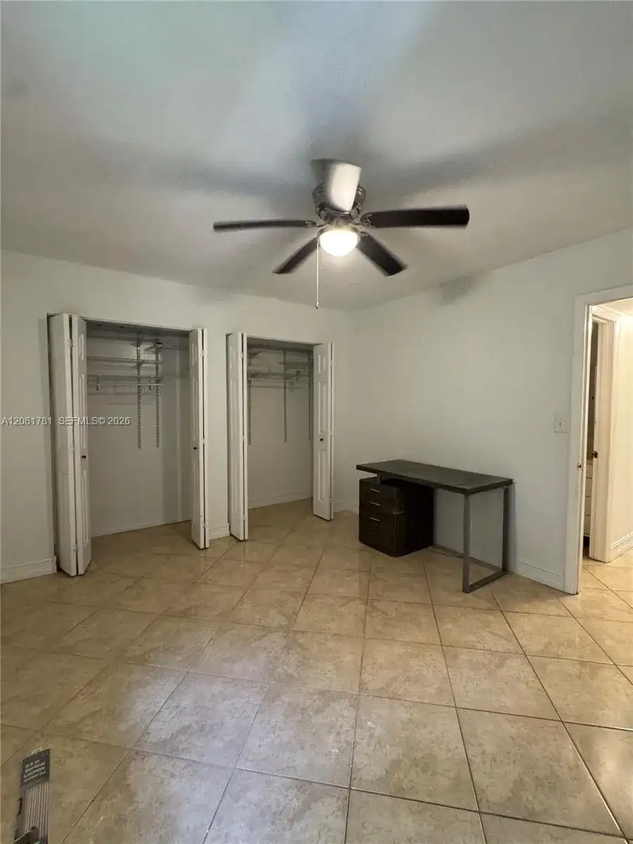 175 Wimbledon Lake Dr, Plantation FL 33324 photo 5