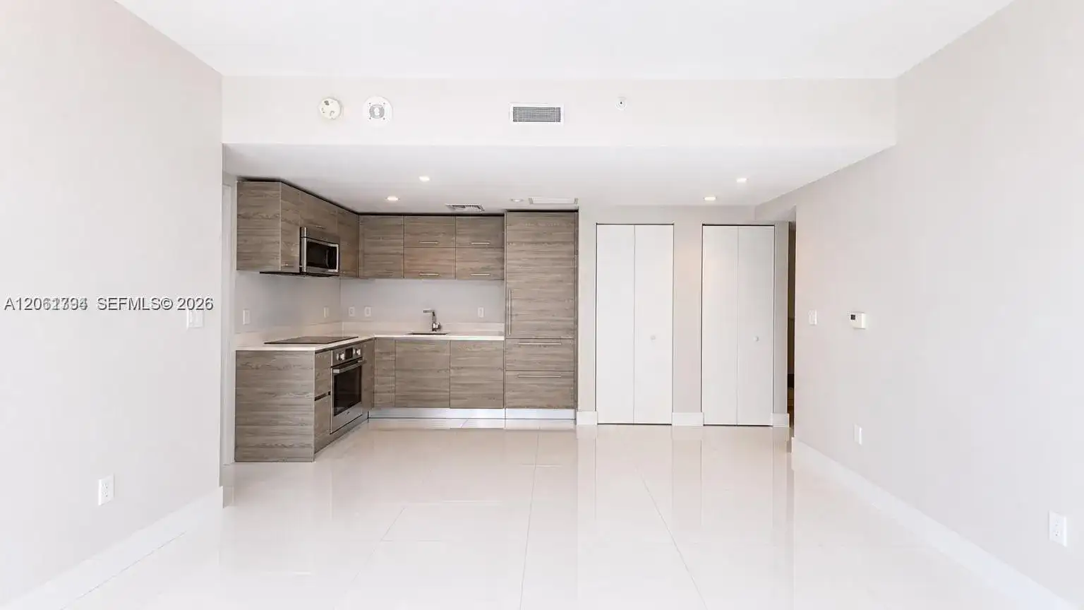 1300 S Miami Ave # 3407, Miami FL 33130 photo 2