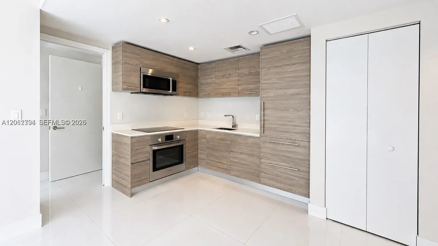 1300 S Miami Ave # 3407, Miami FL 33130