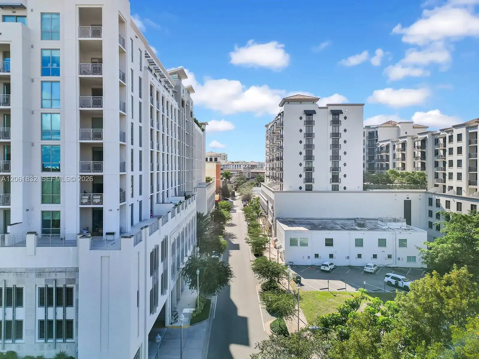 4070 Laguna St, Coral Gables FL 33146 photo 2