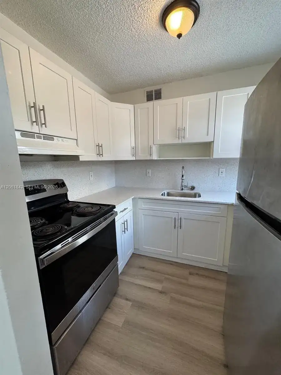 5441 W 24th Ave # 36, Hialeah FL 33016 photo 5