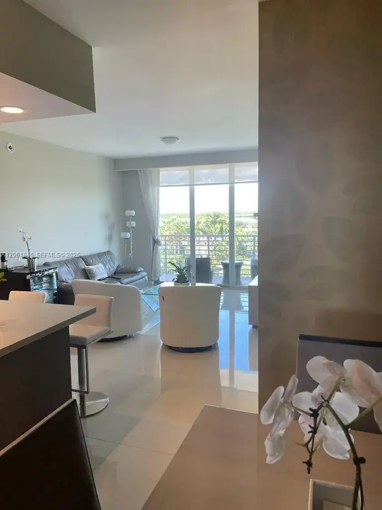 7661 NW 107th Ave # 608, Doral FL 33178 photo 3