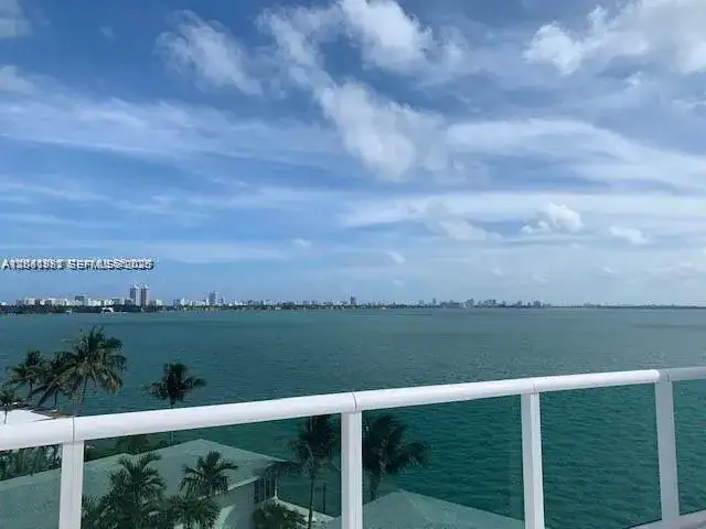 2000 Bay Dr # 403, Miami Beach FL 33141 photo 2