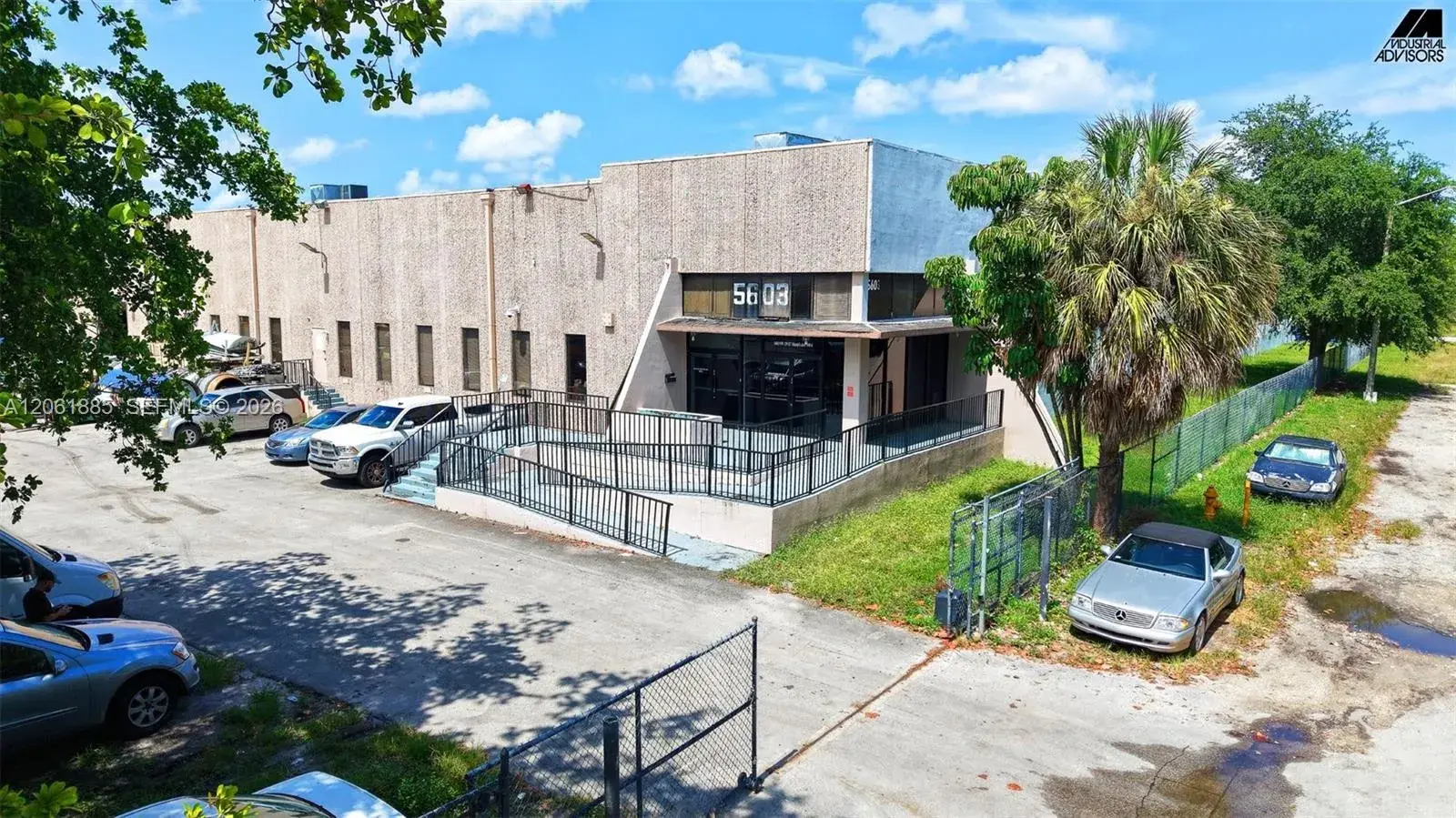5603 NW 159th St, Miami Gardens FL 33014