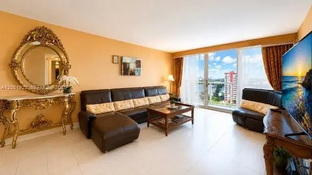 3140 S Ocean Dr # 1210, Hallandale Beach FL 33009 photo 2