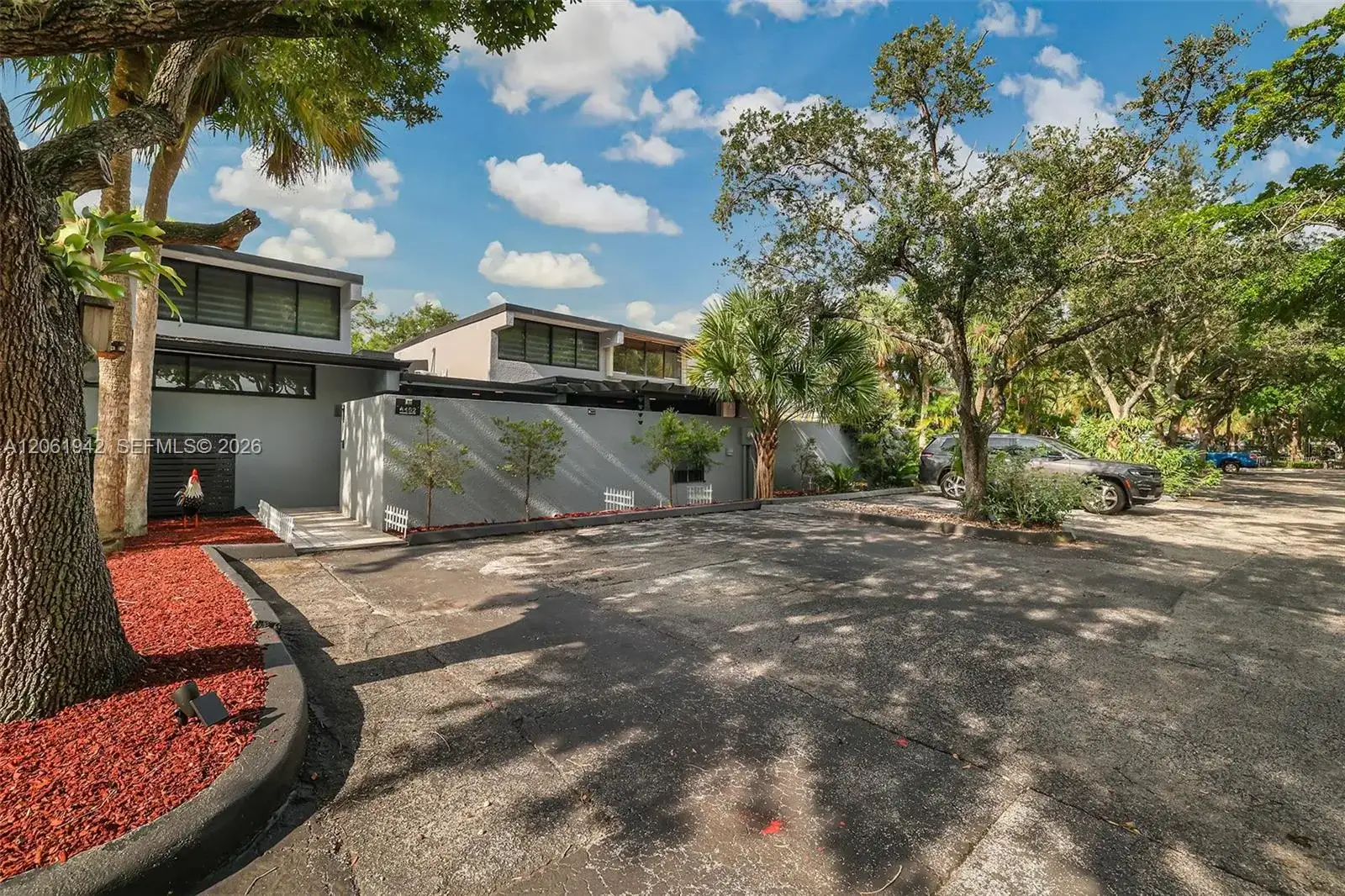 6402 Windmill Gate Rd, Miami Lakes FL 33014 photo 3