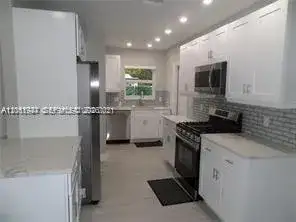 6540 W 11th Ave # 0, Hialeah FL 33012 photo 3