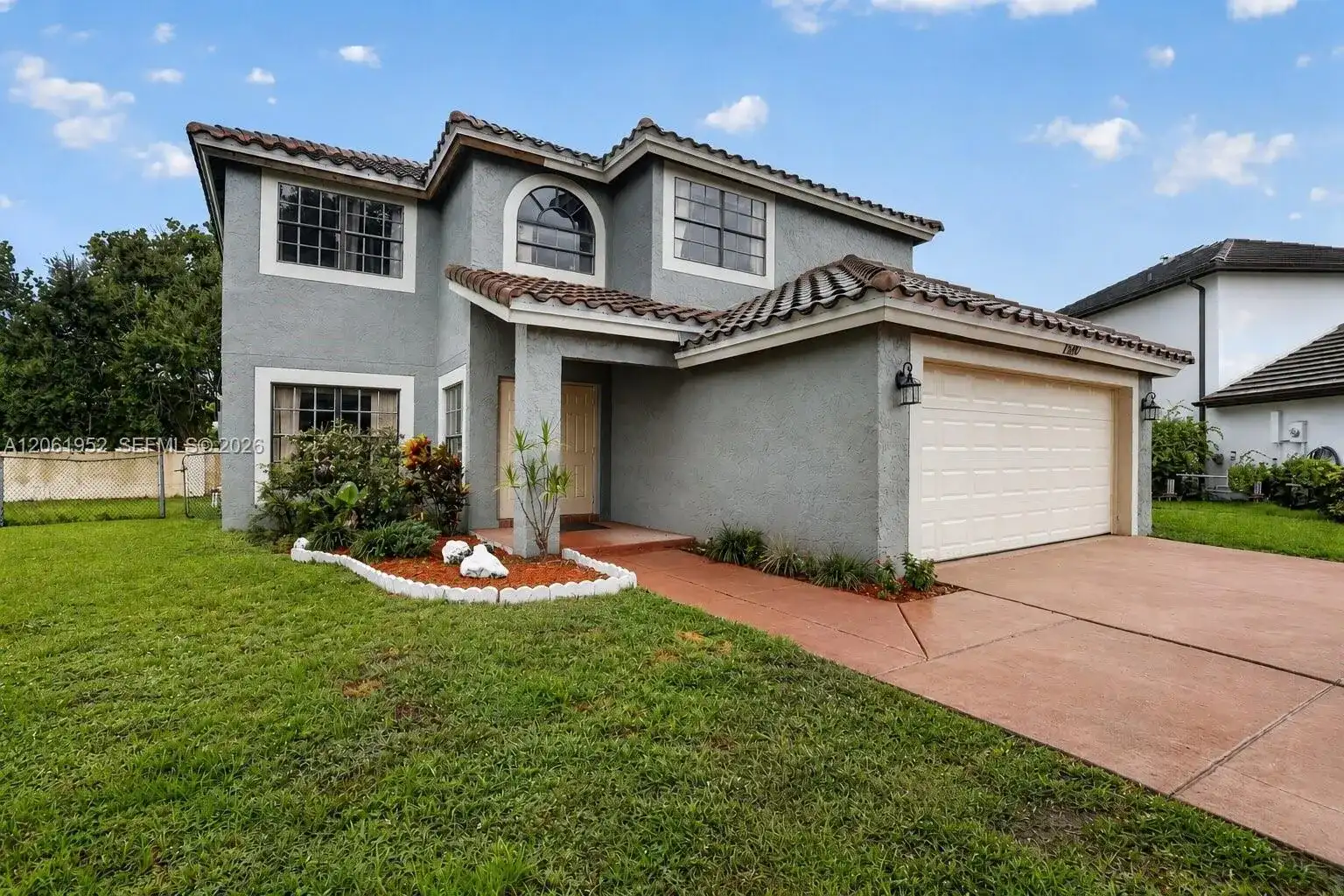 1580 SW 87th Ter, Pembroke Pines FL 33025