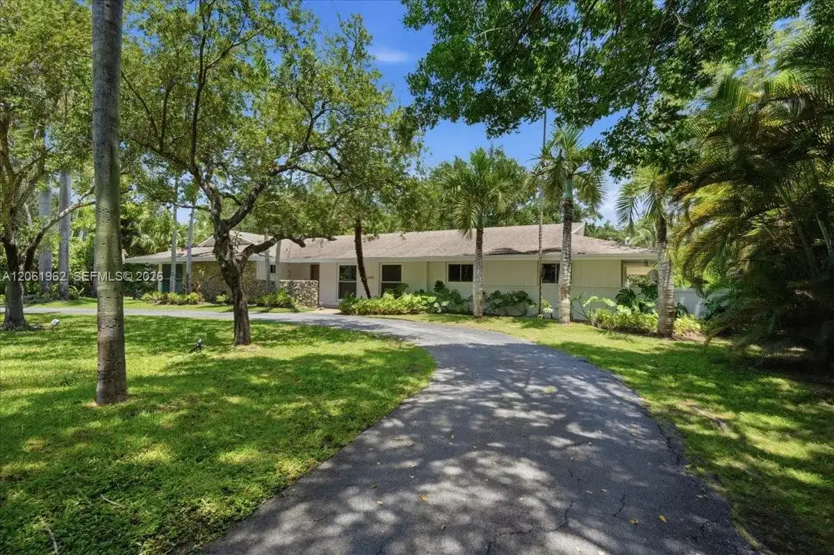 12365 SW 60th Ct, Pinecrest FL 33156 photo 2
