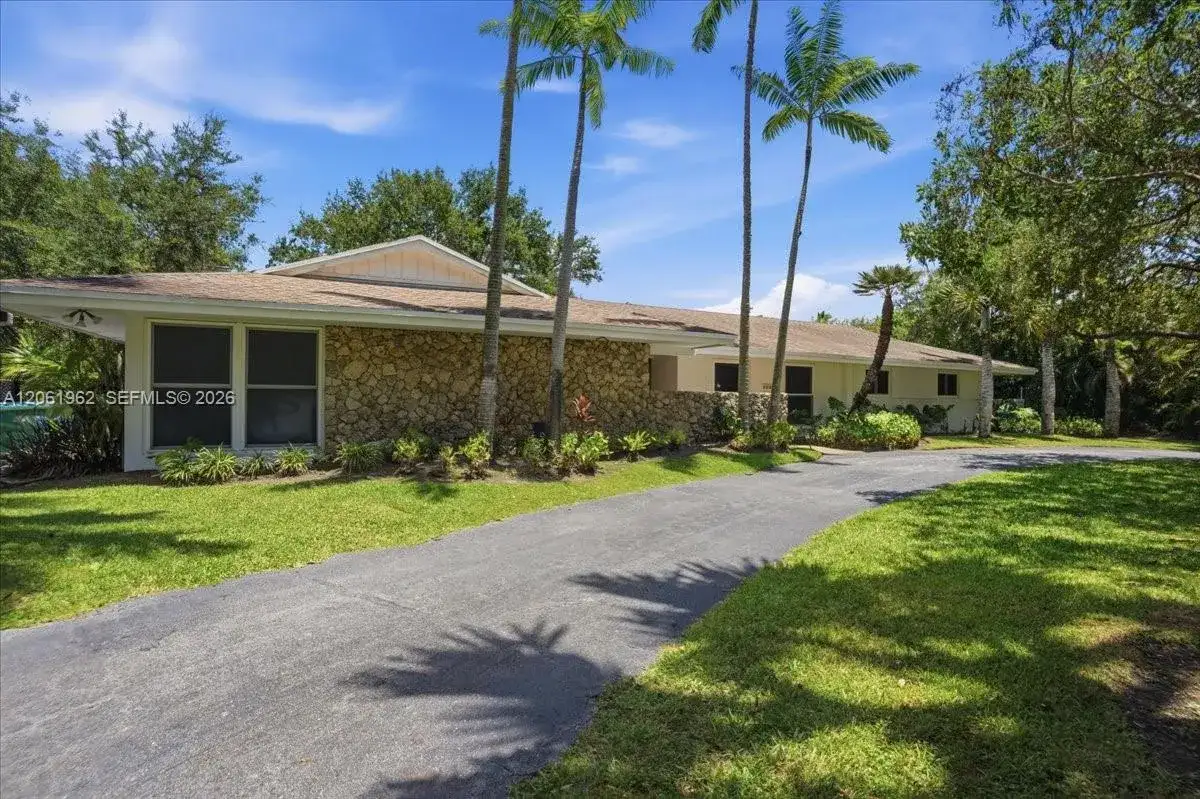 12365 SW 60th Ct, Pinecrest FL 33156 photo 4
