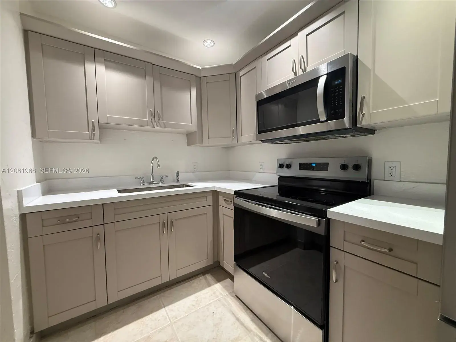 2520 NW 155th St, Miami Gardens FL 33054