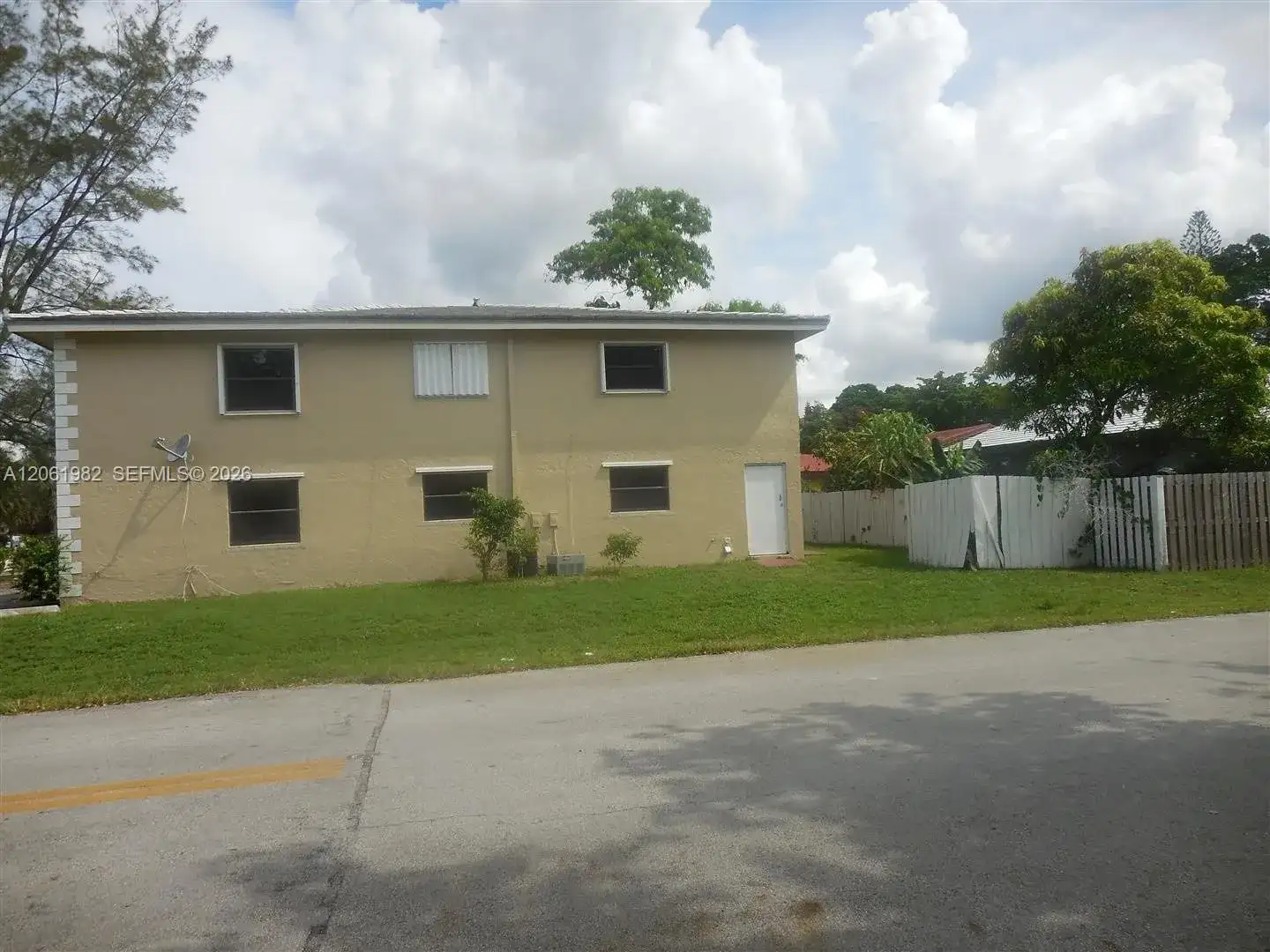4101 Riverside Dr # 4, Coral Springs FL 33065 photo 2