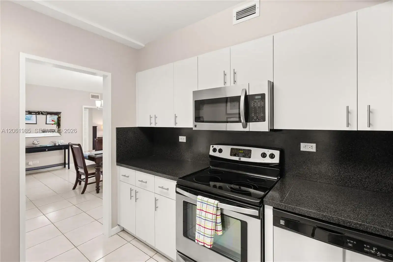 5601 Collins Ave # 1216, Miami Beach FL 33140 photo 3