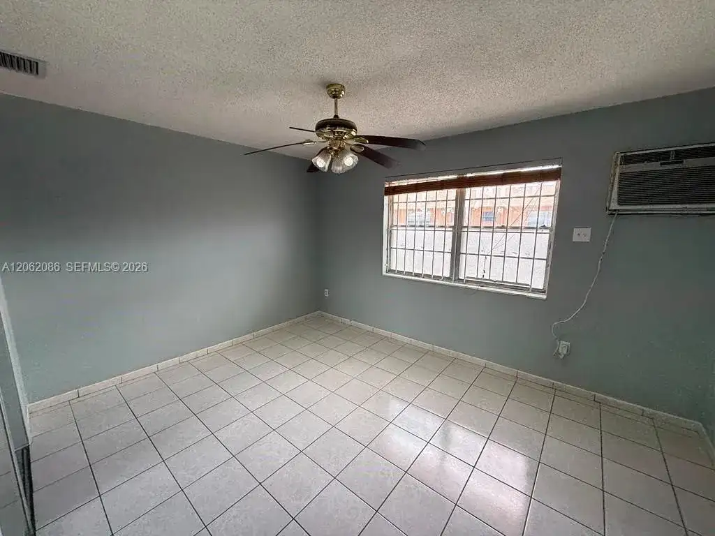 1154 W 35th St # 213, Hialeah FL 33012 photo 3