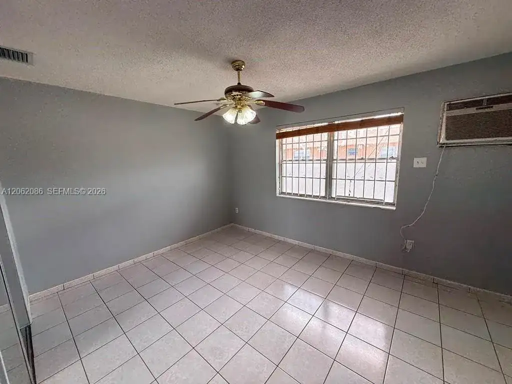 1154 W 35th St # 213, Hialeah FL 33012 photo 4