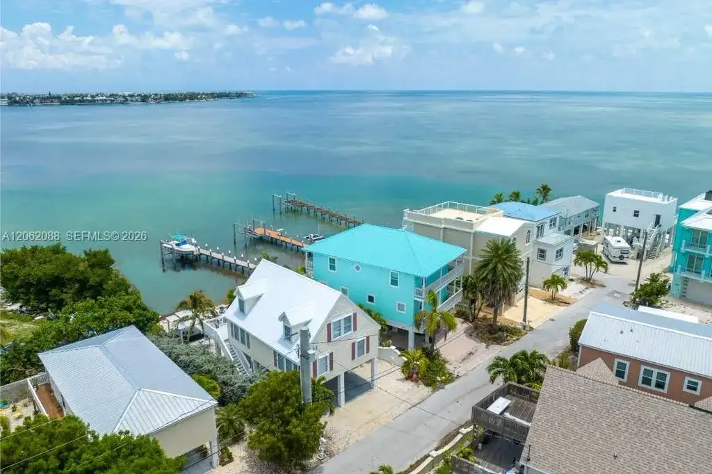 850 E 105th Street Ocean E, Marathon FL 33050 photo 2