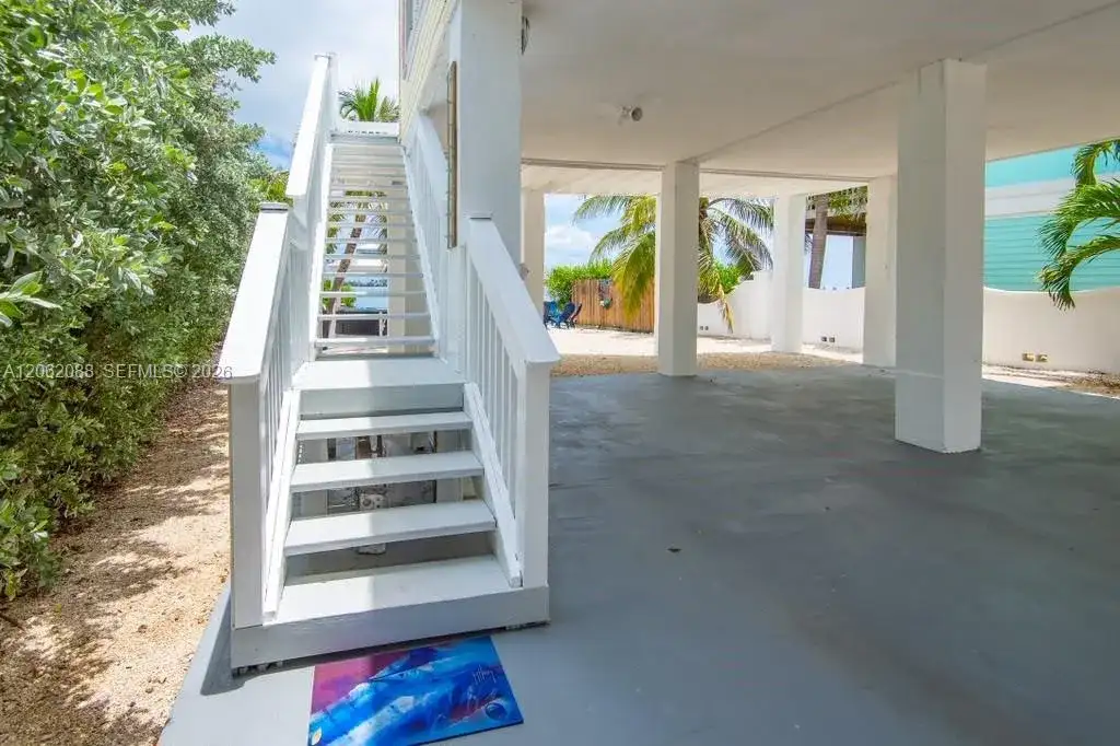 850 E 105th Street Ocean E, Marathon FL 33050 photo 4