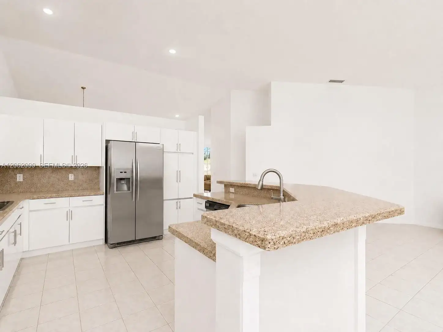 19334 NW 12th St, Pembroke Pines FL 33029 photo 4