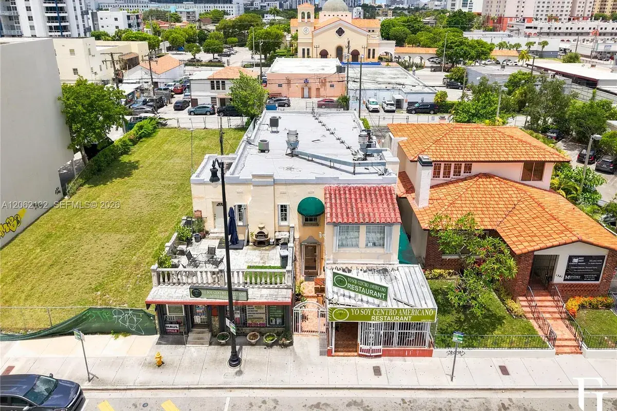1353 SW 1st St, Miami FL 33135
